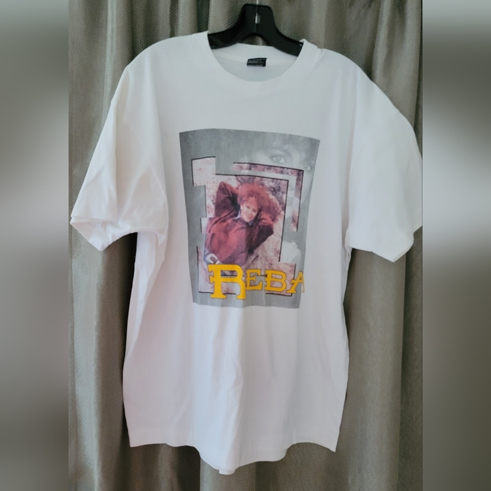 RARE REBA MCENTIRE XL 90s Concert tshirt